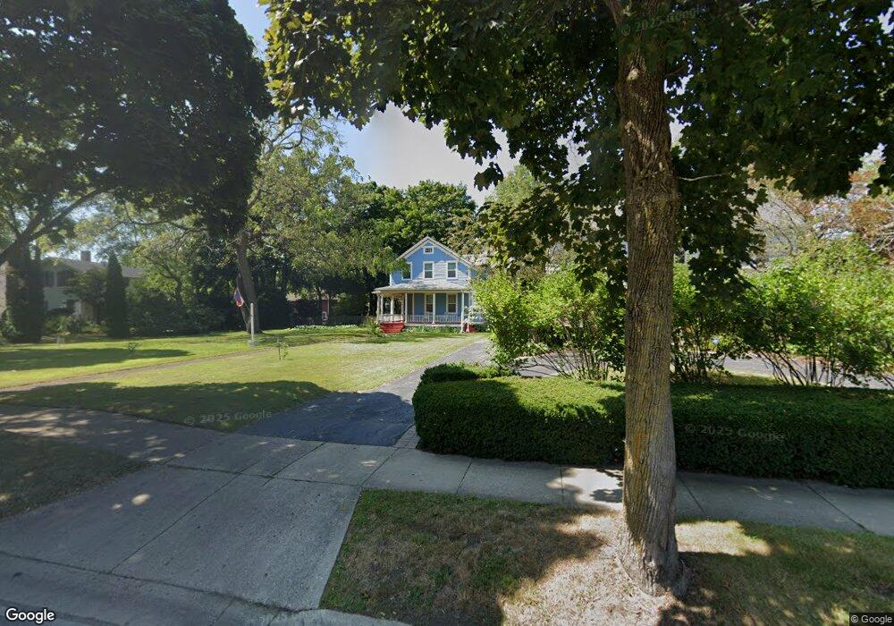 1018 N Sheridan Rd, Waukegan, IL 60085 - photo 1