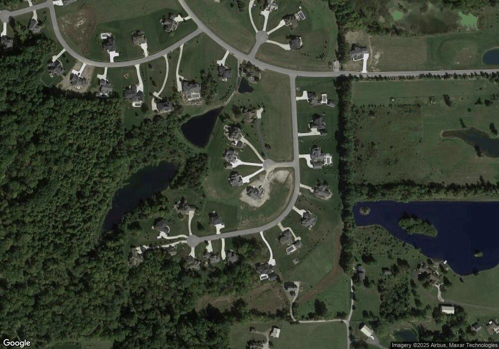 12010 Thistlewood unit 44, Spencerville, IN 46788 - photo 1