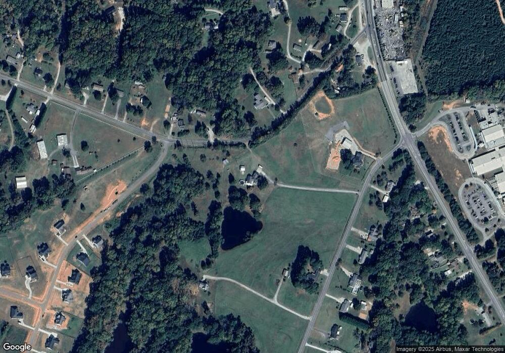 1060 Lawrence Rd, Clover, SC 29710 - photo 1