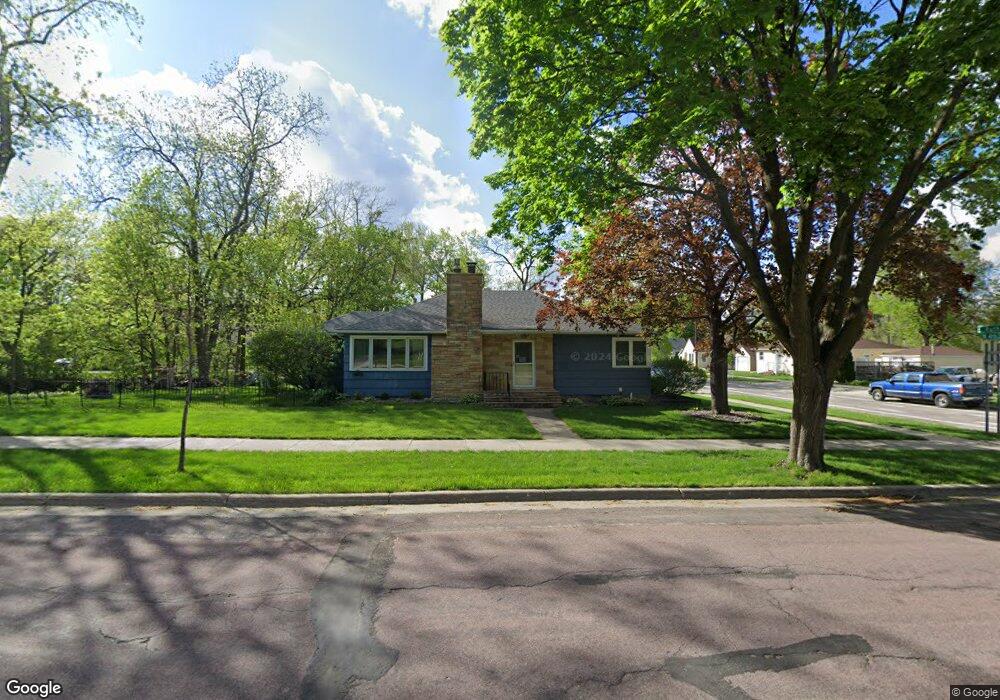 315 E Ruth St, Mankato, MN 56001 - photo 1