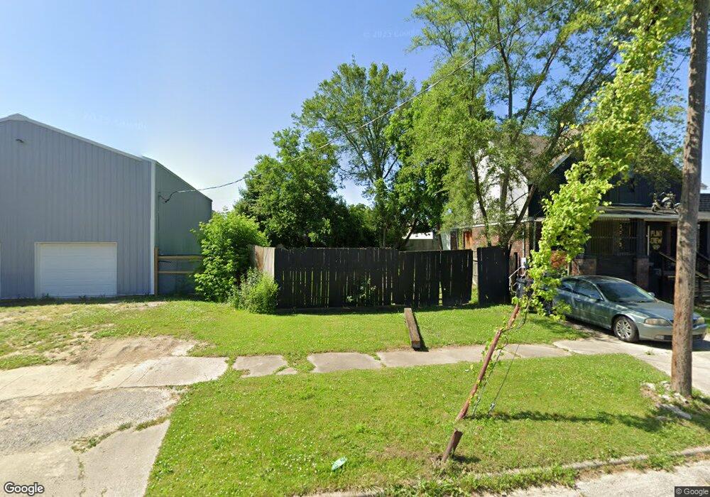 108 E Tobias St, Flint, MI 48503 - photo 1