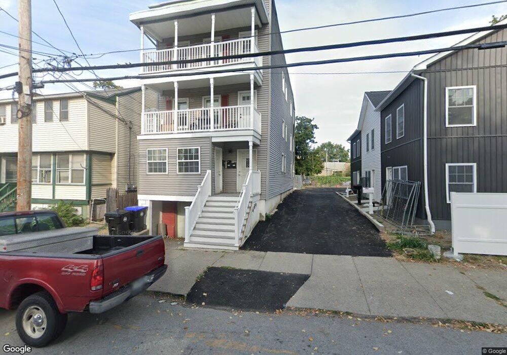 28 Smith St unit 3, Poughkeepsie, NY 12601 - photo 1