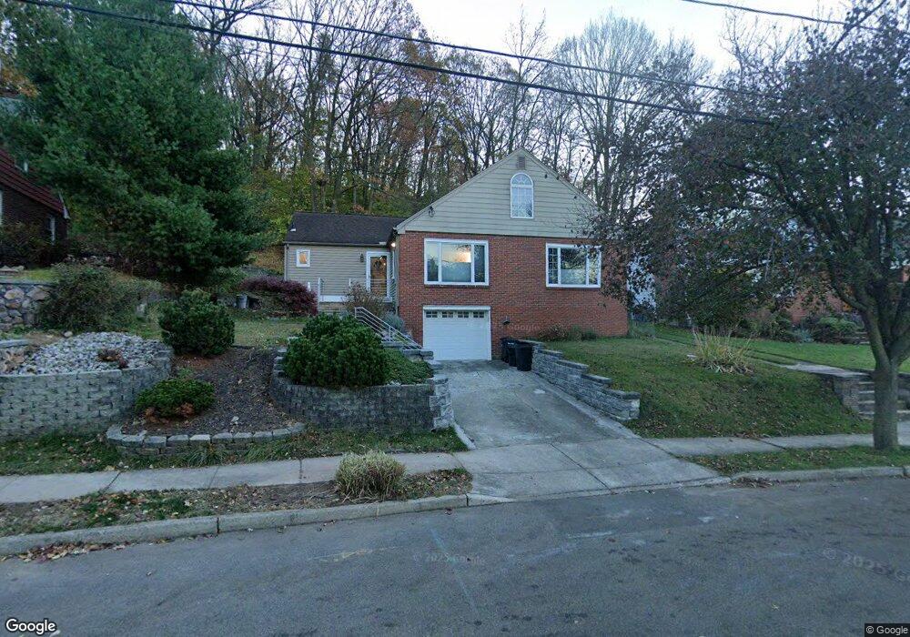 7 Palmer Place, Leonia, NJ 07605 - photo 1