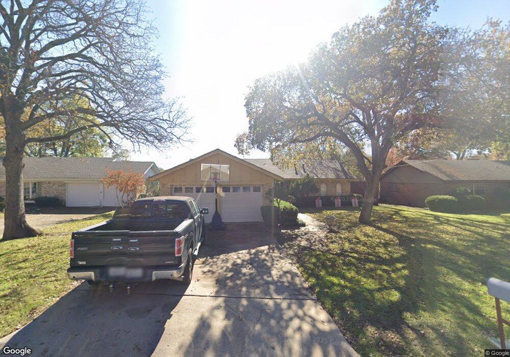 1117 Henson Dr, Hurst, TX 76053 - photo 1