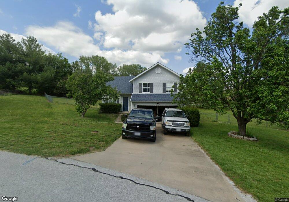 806 N 41st St, Nixa, MO 65714 - photo 1