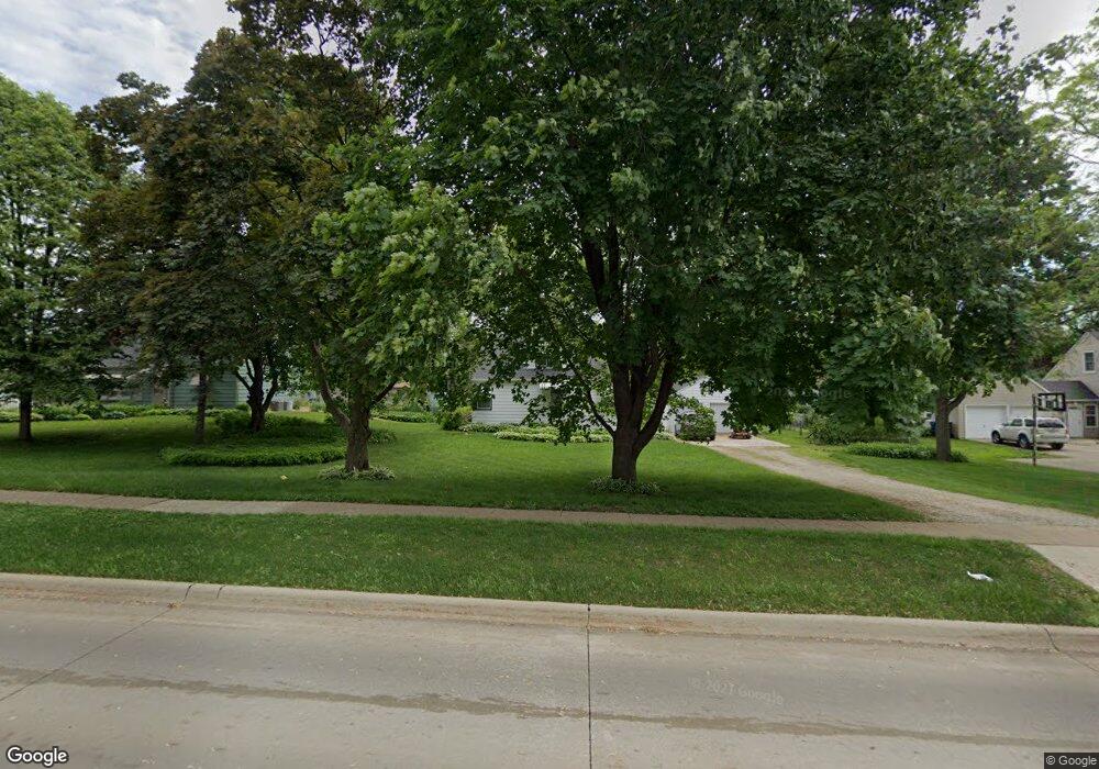 3704 Rownd St, Cedar Falls, IA 50613 - photo 1