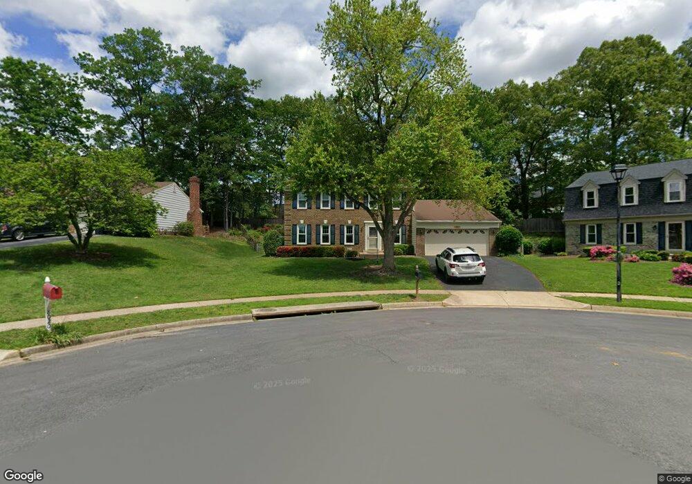 8018 Daffodil Ct, Springfield, VA 22152 - photo 1