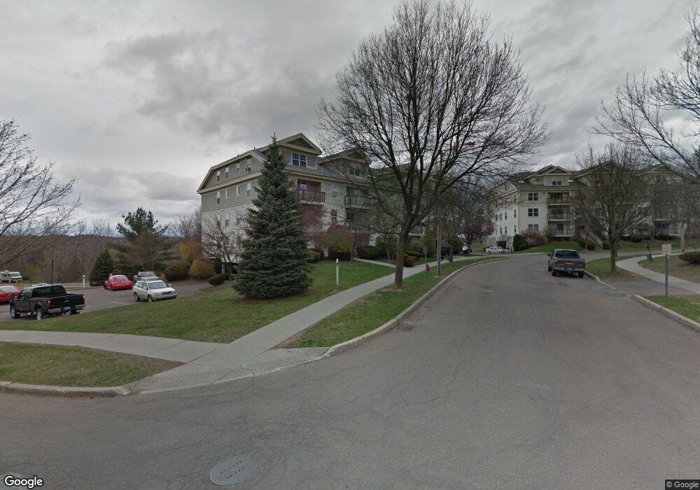 35 Hildred Dr, Burlington, VT 05401 - photo 1