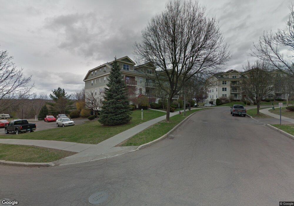 13 Hildred Dr unit 13, Burlington, VT 05401 - photo 1