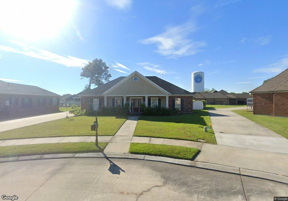 32 Carrington Cir, Houma, LA 70364 - photo 1