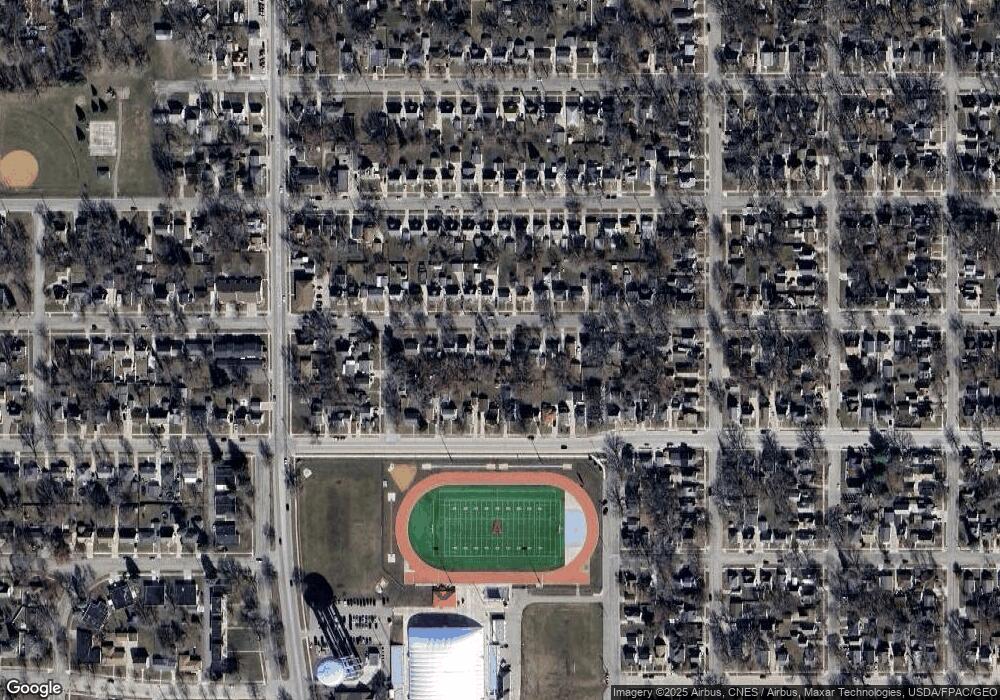 1305 5th Ave NW, Austin, MN 55912 - photo 1