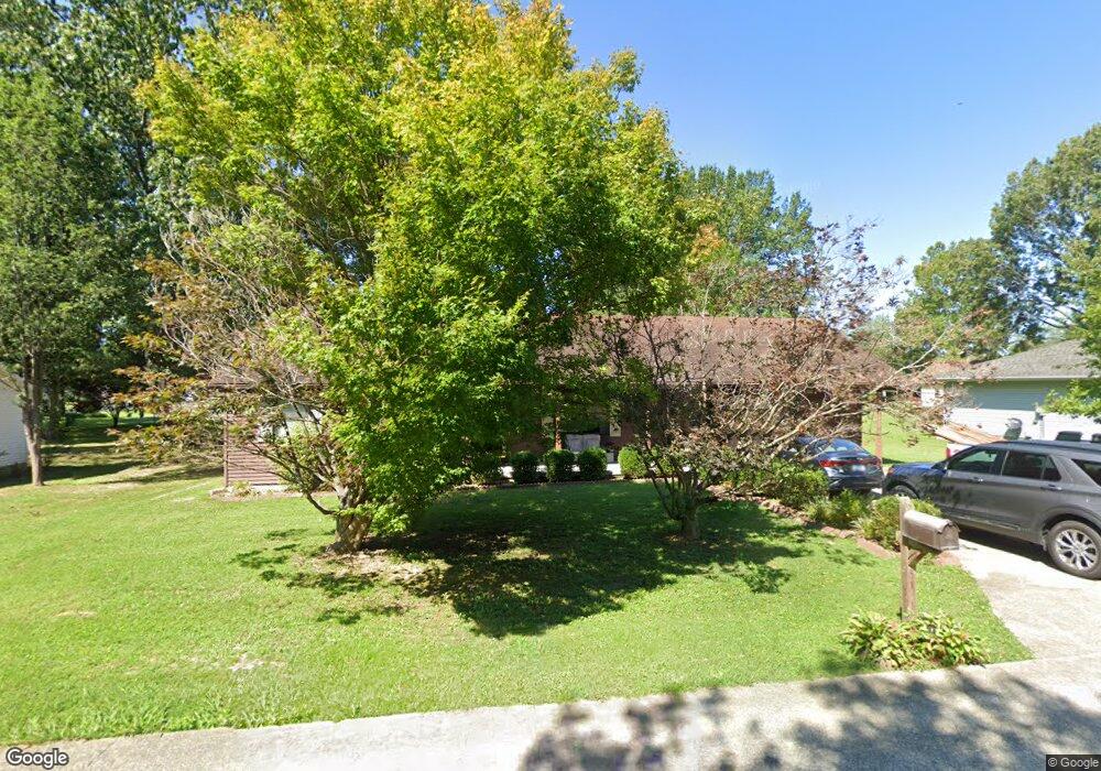 13 Acorn Dr, Harrisburg, IL 62946 - photo 1