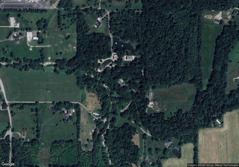 6302 Sarles Creek Rd, Floyds Knobs, IN 47119 - photo 1