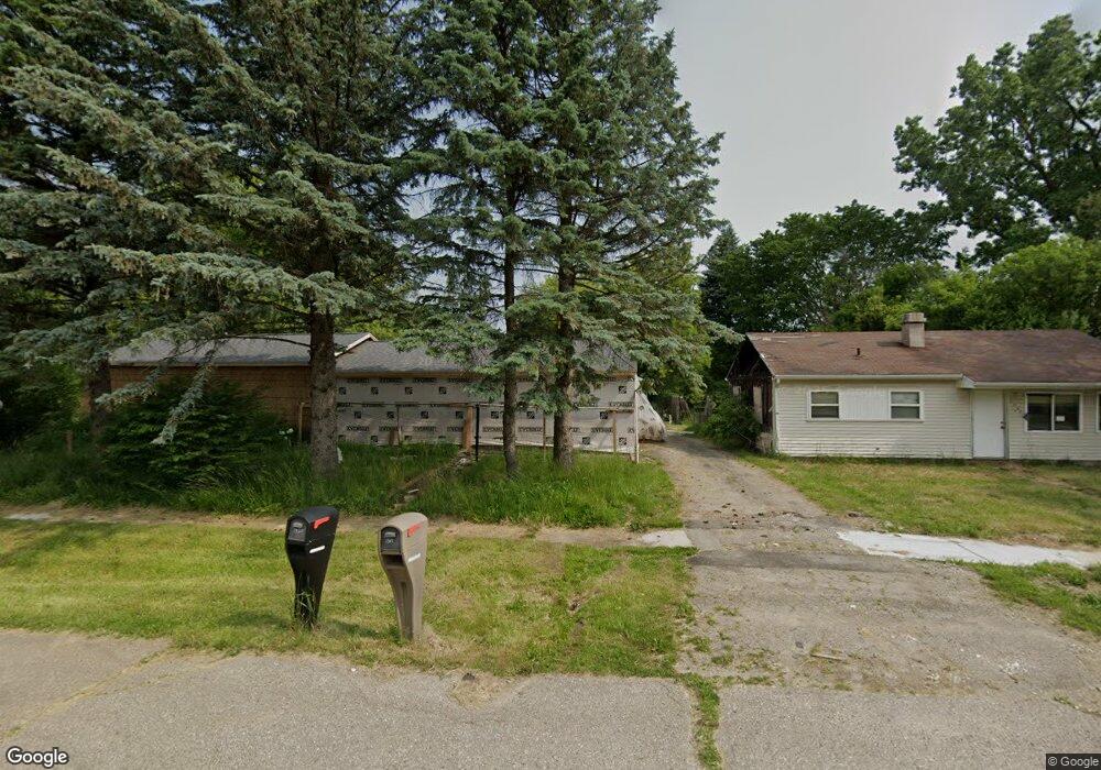 1319 E Juliah Ave, Flint, MI 48505 - photo 1