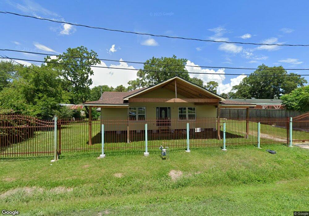 13719 Muscatine St, Houston, TX 77015 - photo 1
