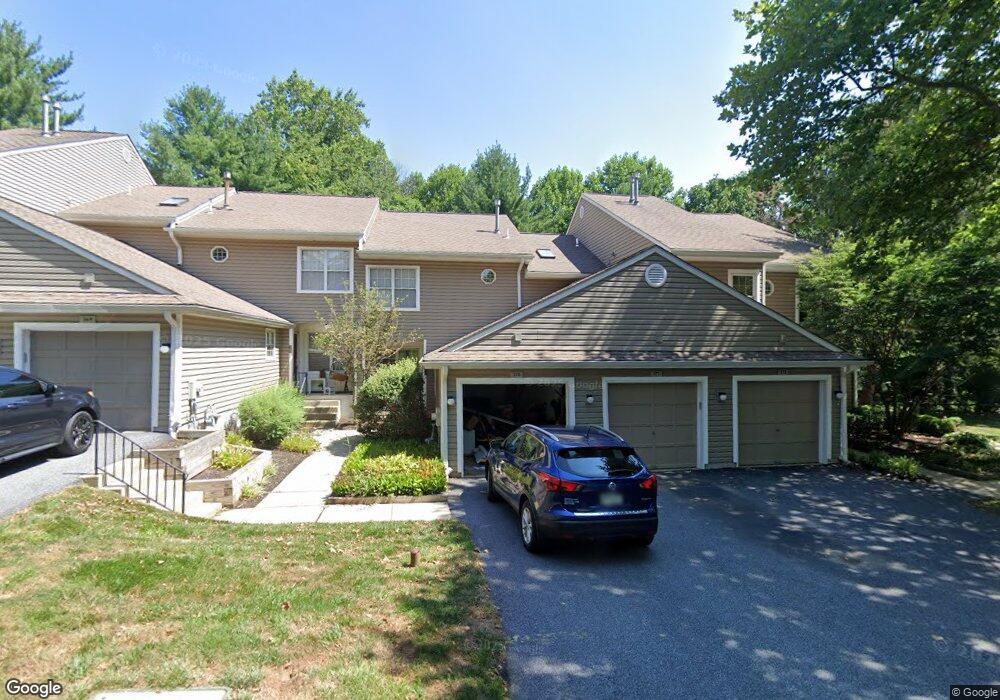 370 Radford Ct unit 370, Glen Mills, PA 19342 - photo 1