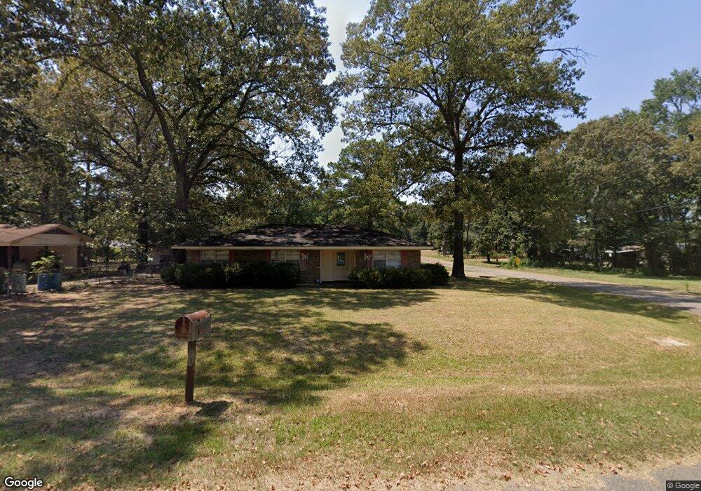 10669 Edgewood Dr, Bastrop, LA 71220 - photo 1