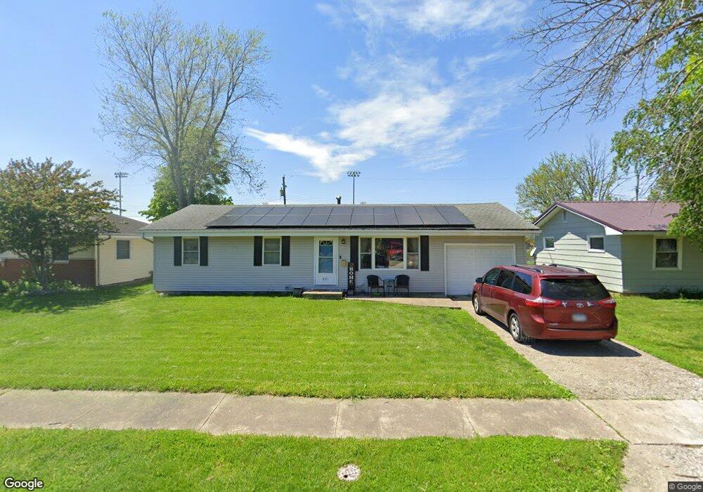 821 S 23rd St, Mattoon, IL 61938 - photo 1