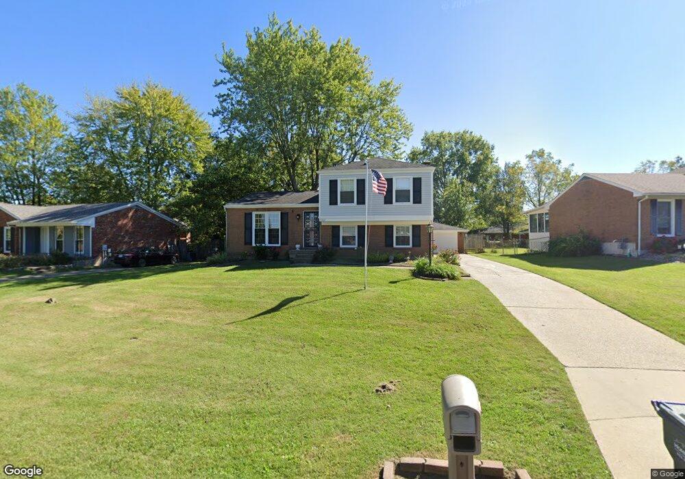 7907 Cortland Dr, Louisville, KY 40228 - photo 1