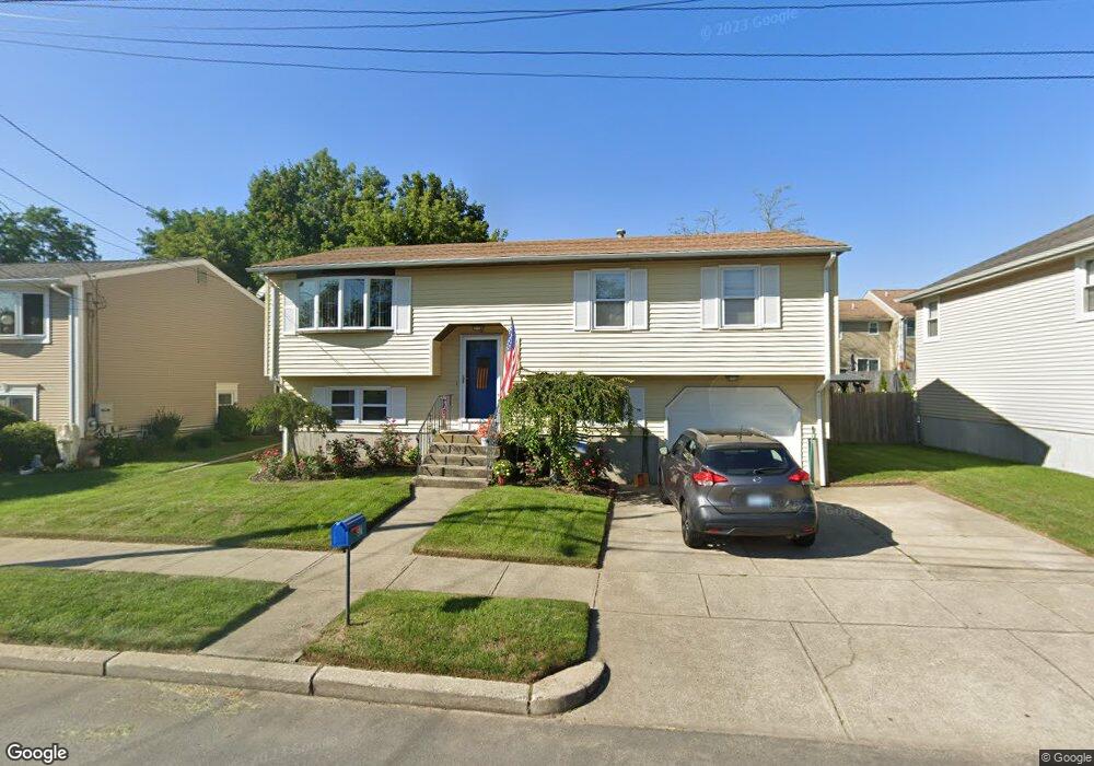 37 Scott Dr, Riverside, RI 02915 - photo 1