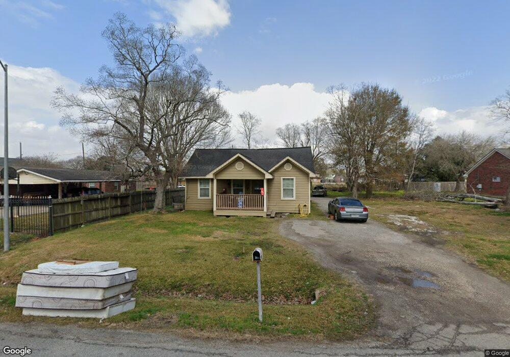 8307 Holiday Ln, Houston, TX 77075 - photo 1