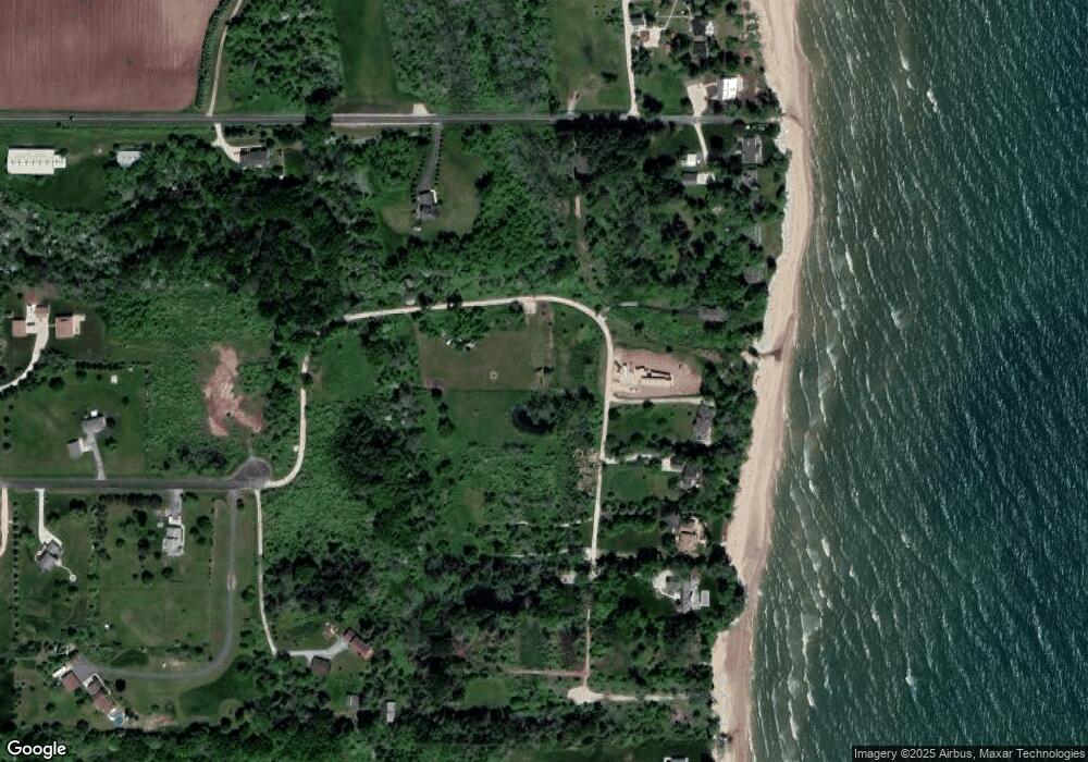 136 Hidden Bluff Rd, Cedar Grove, WI 53013 - photo 1