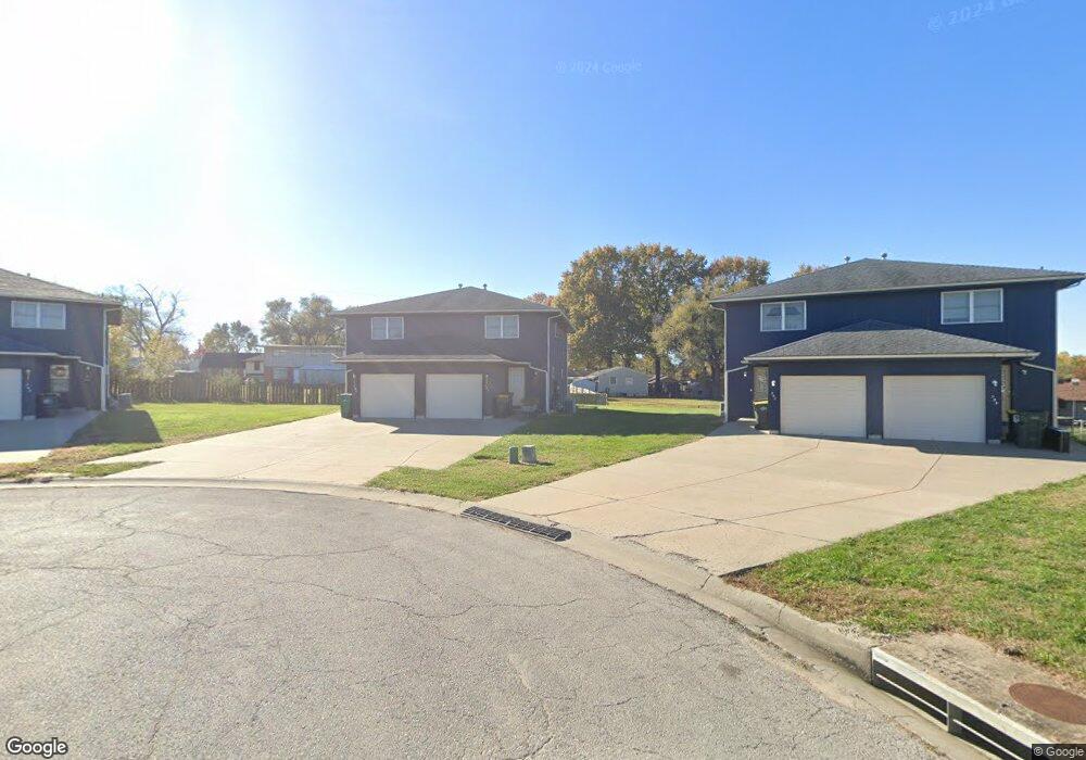 593 Glen Ct, Lansing, KS 66043 - photo 1