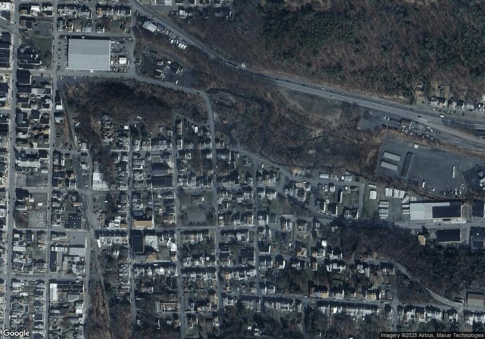 1023 E Webster St, Shamokin, PA 17872 - photo 1