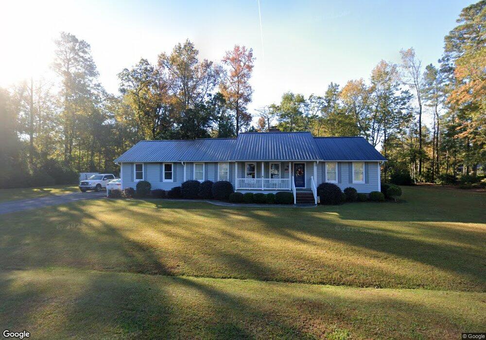 703 E Pullen St, Burgaw, NC 28425 - photo 1