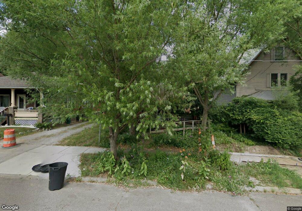 927 Cedar St, Flint, MI 48503 - photo 1