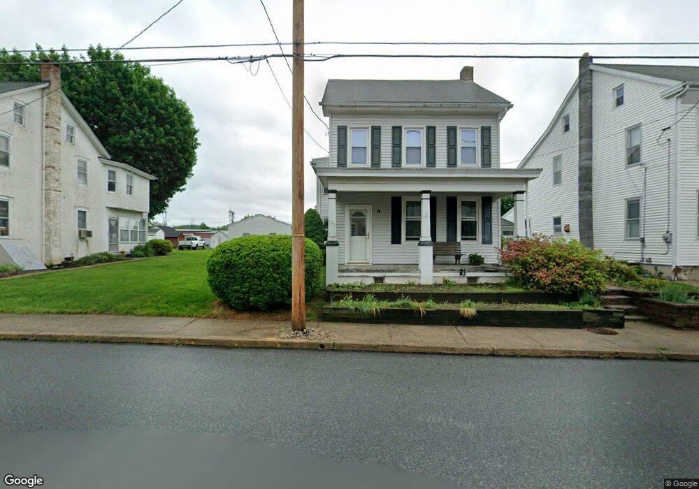 121 E Chestnut St, Bechtelsville, PA 19505 - photo 1