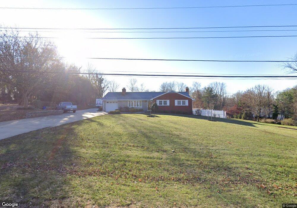 10609 Hunting Ln, Columbia, MD 21044 - photo 1