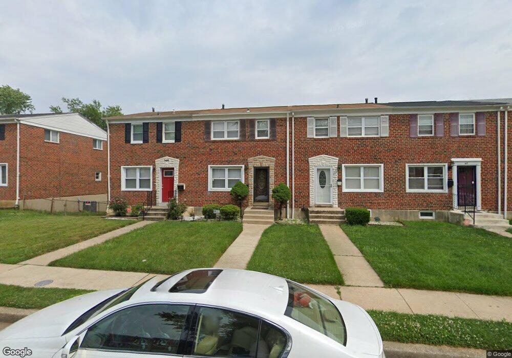 621 Charraway Rd, Baltimore, MD 21229 - photo 1