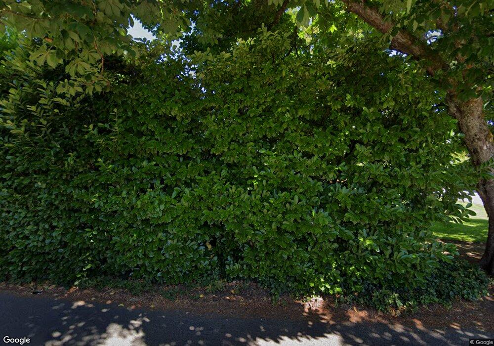 4725 Upper Dr, Lake Oswego, OR 97035 - photo 1