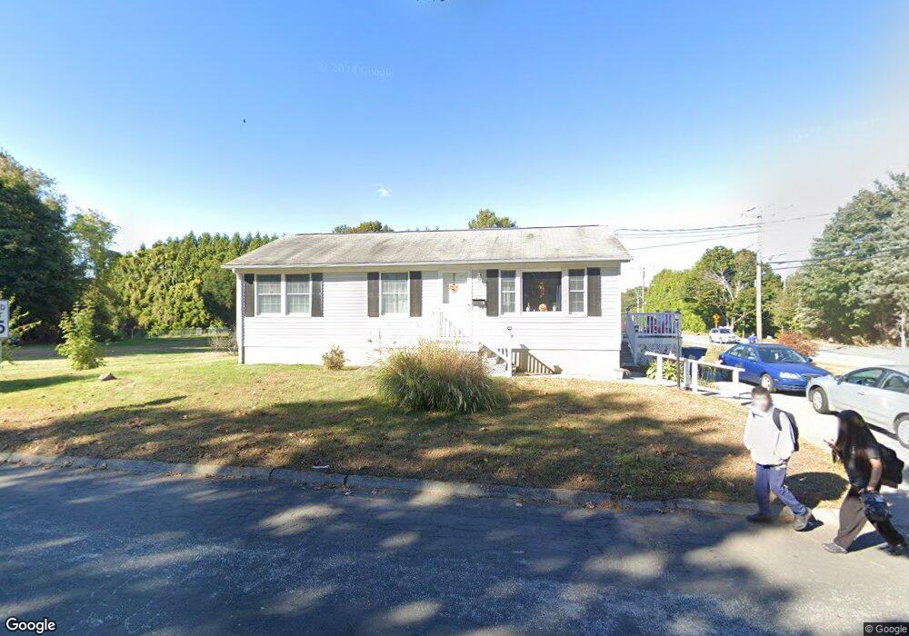 2 Norman St, Waterford, CT 06385 - photo 1