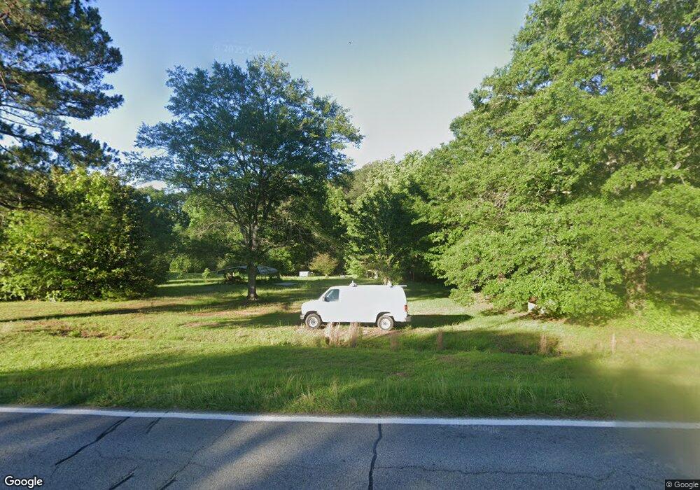 817 Minix Rd, Sharpsburg, GA 30277 - photo 1