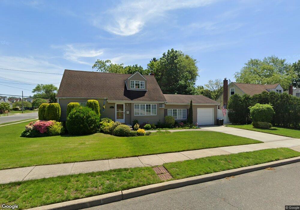 405 Jefferson St, Franklin Square, NY 11010 - photo 1