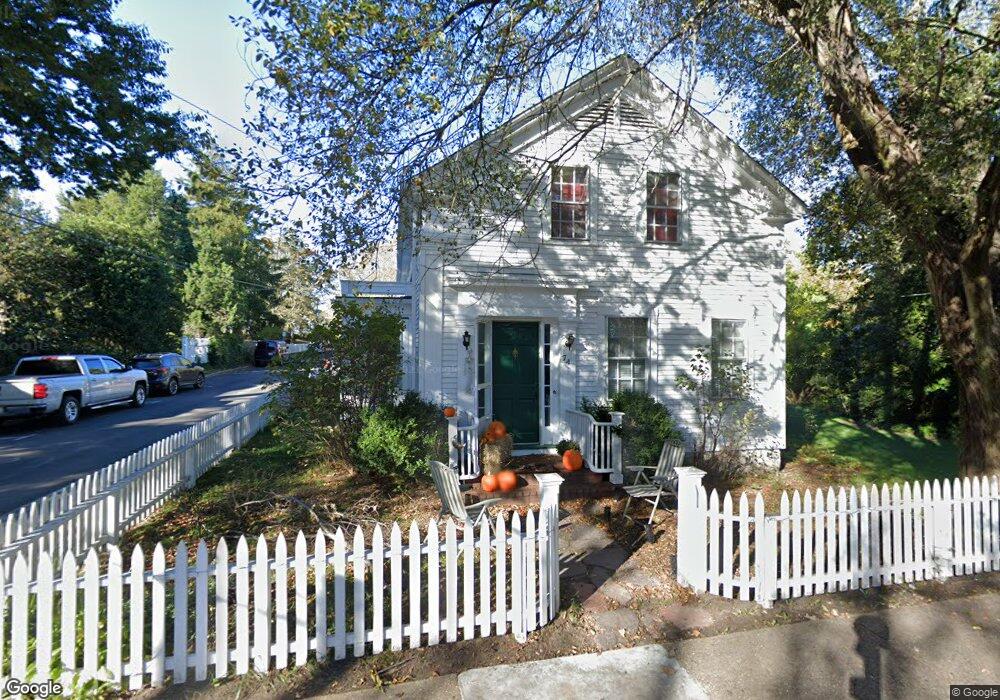 74 William St, Vineyard Haven, MA 02568 - photo 1