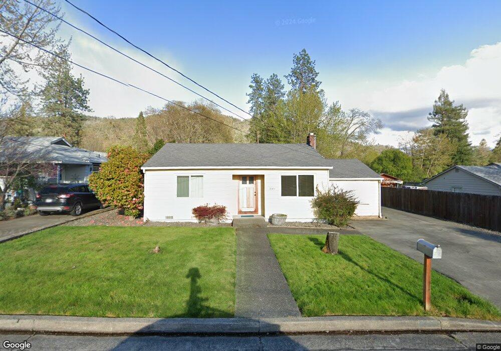 1335 NE Evans St, Grants Pass, OR 97526 - photo 1