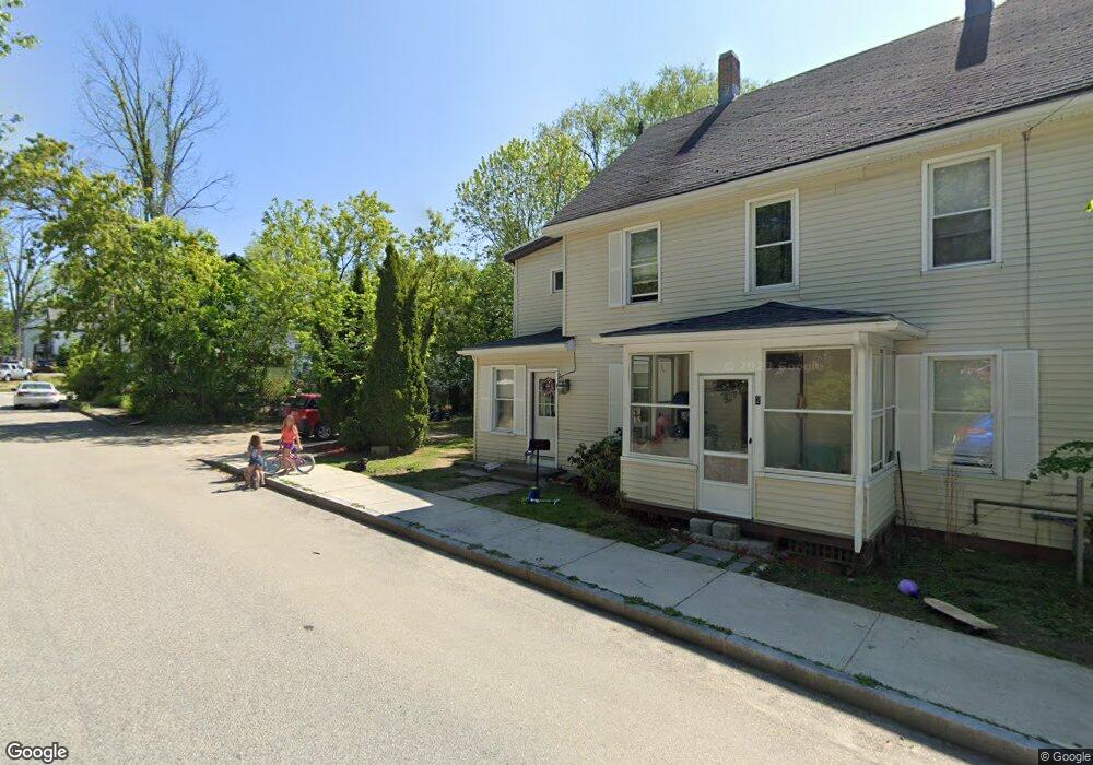 2 Everett St, Dover, NH 03820 - photo 1