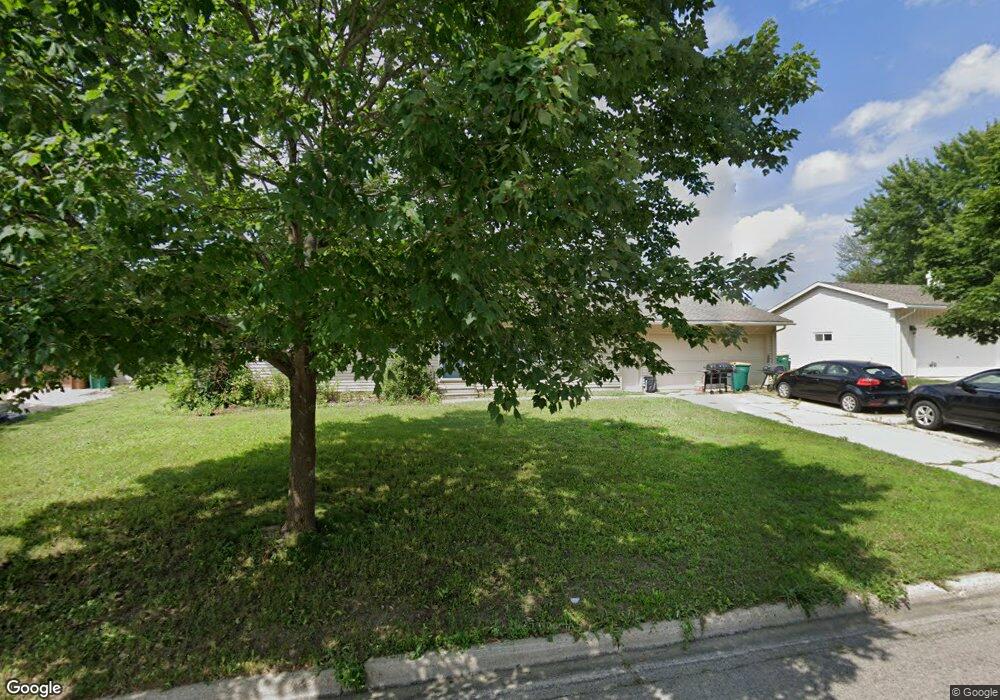 1706 Southview Ln, Albert Lea, MN 56007 - photo 1