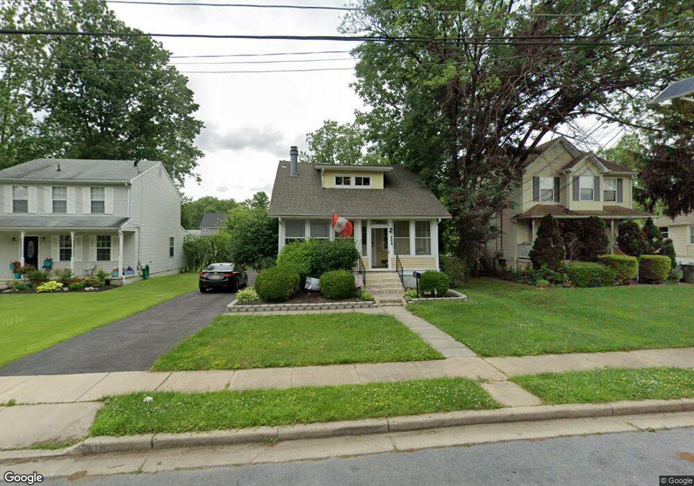 316 Lincoln Ave N, Cherry Hill, NJ 08002 - photo 1