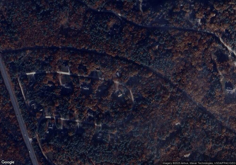 2 Elm St, Brookfield, NH 03872 - photo 1