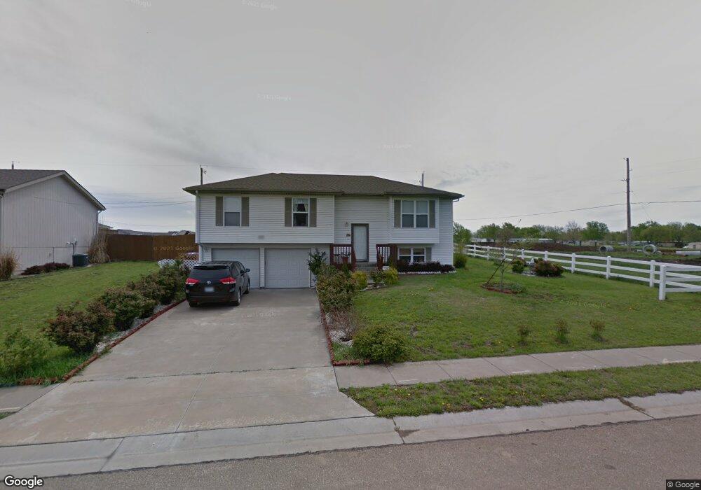 4450 SE Truman Ave, Topeka, KS 66609 - photo 1