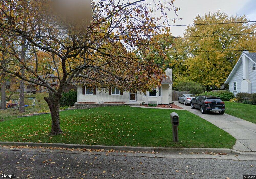 6241 Shreve St, Lansing, MI 48911 - photo 1