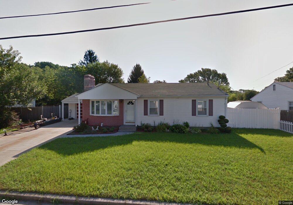 31 Plum Rd, Riverside, RI 02915 - photo 1