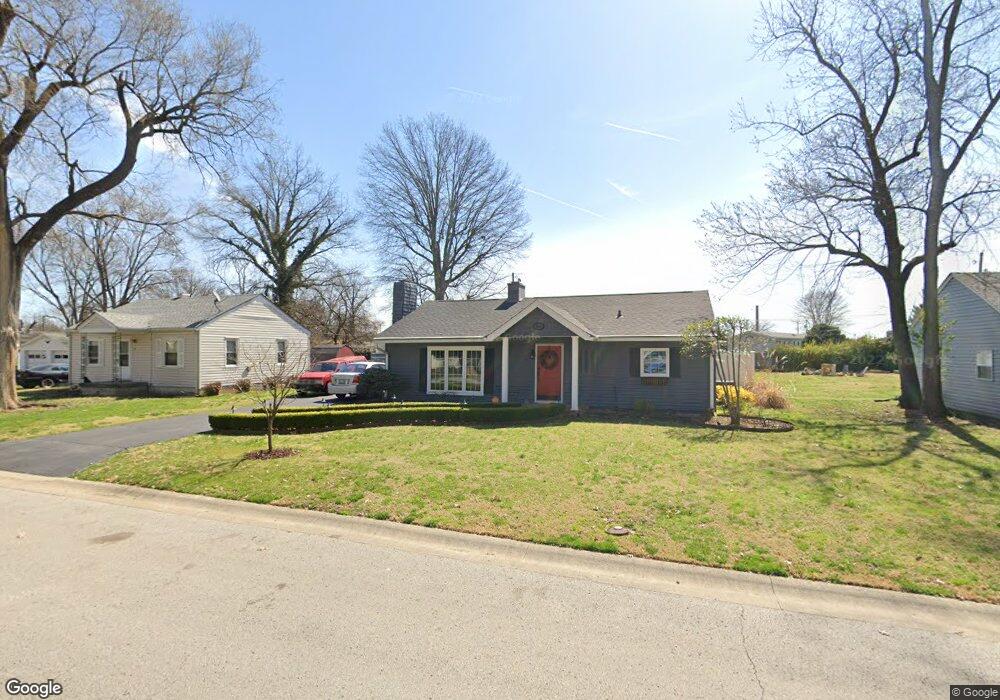 914 Poplar Dr, Jeffersonville, IN 47130 - photo 1