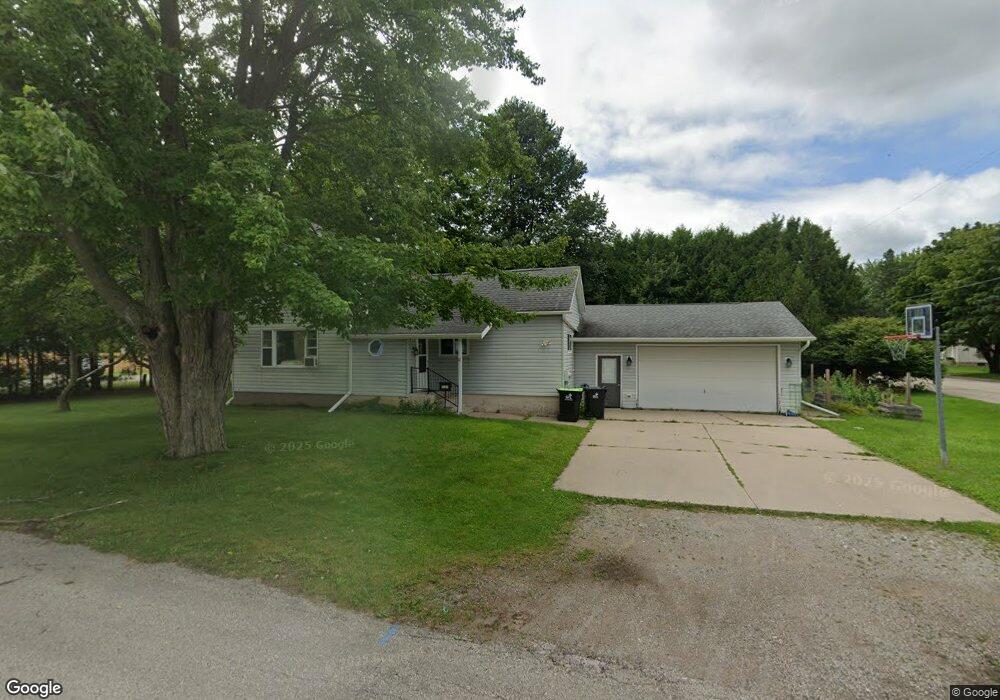 3305 14th St, Menominee, MI 49858 - photo 1