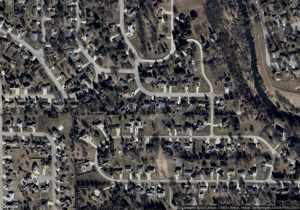 2411 8th Ave SW, Austin, MN 55912 - photo 1