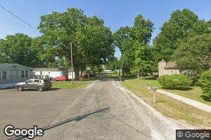 108 S North St, Raymond, IL 62560